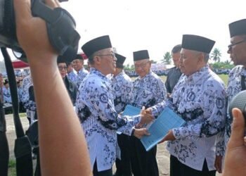 Peringati HUT HGN, PJ.Bupati Lombok Timur Ajak Para Guru Terus Tingkatkan Semangat Kerja dan Kolaborasi Guna Meningkatkan IPM