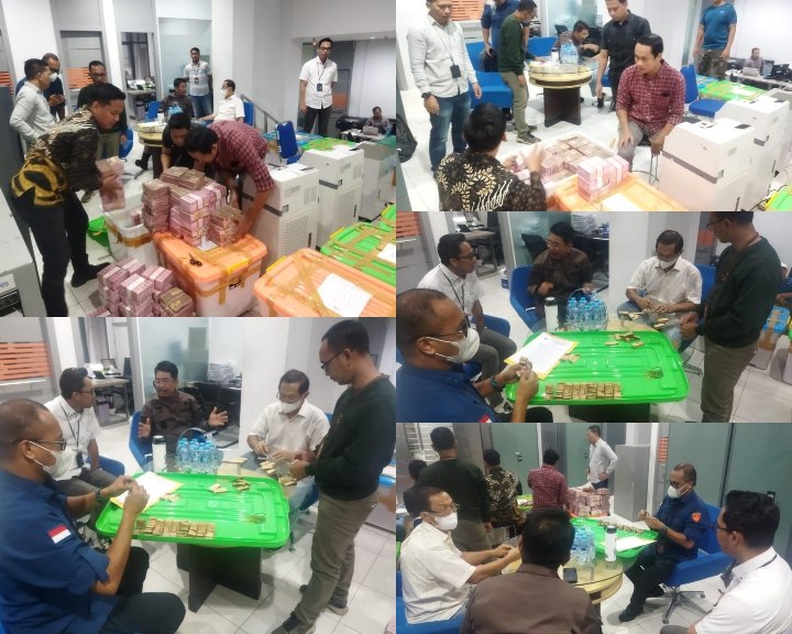 Tim Penyidik Melakukan Penggeledahan dan Penyitaan dalam Perkara ...