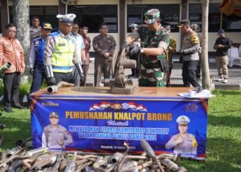 Dandim Boyolali Turut Musnahkan Knalpot Brong