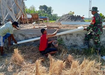 Babinsa Mengaku Lega Bisa Membantu Warga