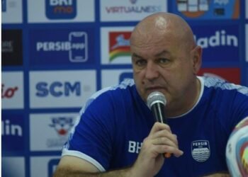 Terima Kenyataan Kehilangan Dua Poin di Kandang Sendiri, “Ini Pernyataan Pelatih PERSIB”