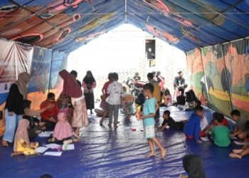 Peduli Bencana Sumbar, Bukit Asam (PTBA) Salurkan Bantuan untuk Korban Banjir Bandang