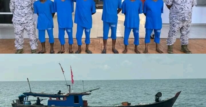 Enam Orang Nelayan Warga Desa Muntai di Tangkap Marine Kawasan Batu Pahat Malaysia