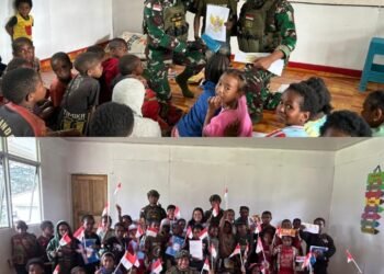 Satgas Yonif 323 Peduli Pendidikan Anak Pedalaman Papua