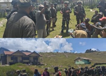 Satgas Yonif 323 Amankan Pekerja Pembangunan di Papua dari Ancaman OPM