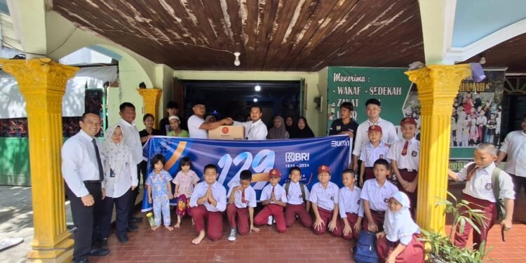 HUT Ke-129, Branch Office BRI Medan Gatot Subroto Gelar Bakti Sosial Kepada Panti Asuhan