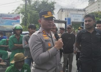 AKBP Restu Wijayanto Pimpin Langsung Pengamanan UNRAS Buruh Pelabuhan Makassar