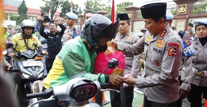 Wakapolri Hadiri Bazar Presisi dan Baksos di Lapangan Bhayangkara