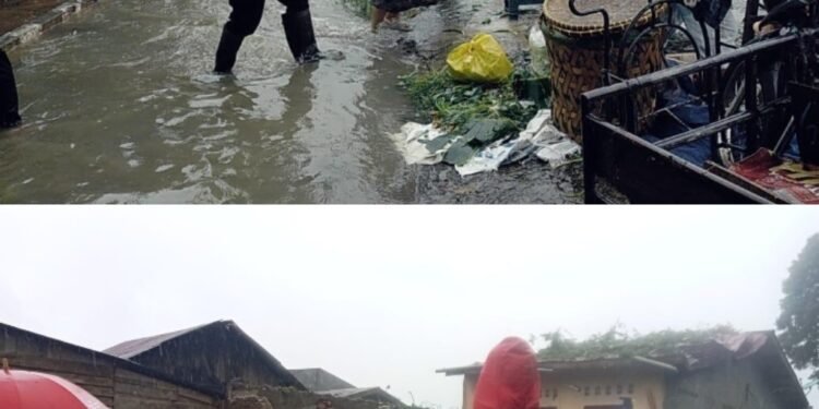 Ditsamapta Polda Sumut Terjunkan 58 Personel Evakuasi Warga Terdampak Banjir di Medan