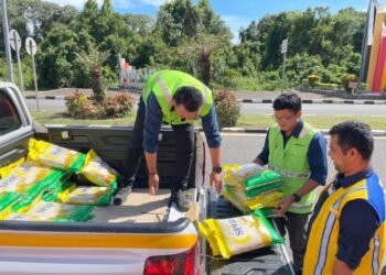 PTBA Salurkan Bantuan untuk Korban Banjir di Aceh, Sumut, dan Sumbar