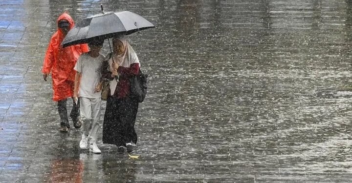 BMKG Rilis Prakiraan Cuaca Sumsel, Hujan Ringan Dominasi Wilayah