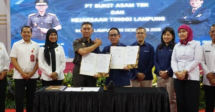 PT Bukit Asam Teken PKS Bantuan Hukum dan TJSL dengan Kejati Lampung