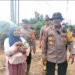 Pemulihan Pascabanjir Tapsel Dipercepat, Personel Brimob Fokus Bersihkan Rumah dan Fasilitas Pendidikan