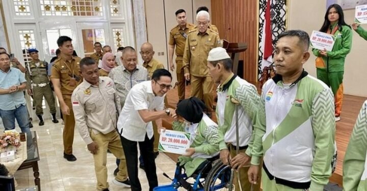 Pemkot Palembang Kucurkan Bonus Rp12 Miliar untuk Atlet dan Pelatih Porprov–Peparprov 2025