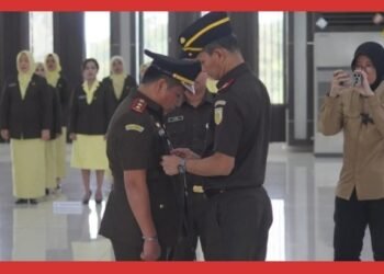 Kajati Kalbar Lantik Kajari Sanggau Eben Ezer Mangunsong