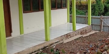 Diduga Penyalahgunaan Kewenangan Kepala SDN 07 Lintang Kanan, Atap Baja Ringan Sekolah Dibagikan ke Guru, Camat, Kades dan Diberikan Izin Dari Dinas Pendidikan 