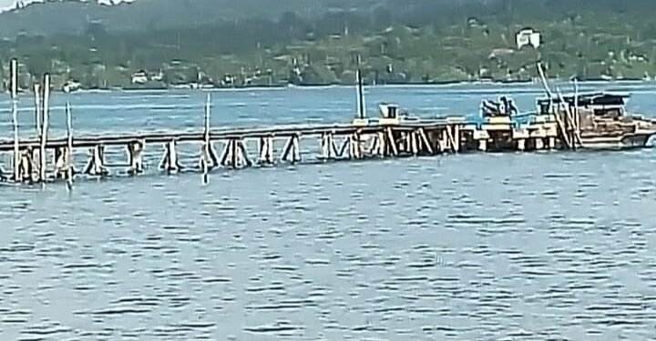 Polairud Polres Lingga Berhasil Amankan Satu Unit Kapal Kayu Bermuatan Ribuan Batang Kayu Teki Tujuan Singapura