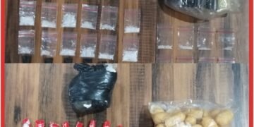 Polrestabes Surabaya Amankan 2 Tersangka Pengedar Narkoba,109gr Sabu dan 2.000 Pil LL Disita