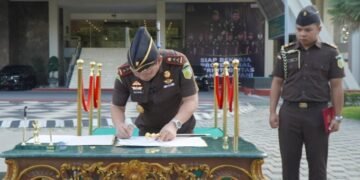 Wujudkan Birokrasi Bersih dan Melayani, Kejati Riau Gelar Apel dan Penandatanganan Pakta Integritas Menuju WBBM 2026