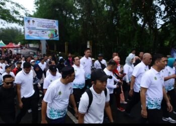 Jalan Sehat HPN 2026, Warga dan Insan Pers Padati Kantor Gubernur Banten