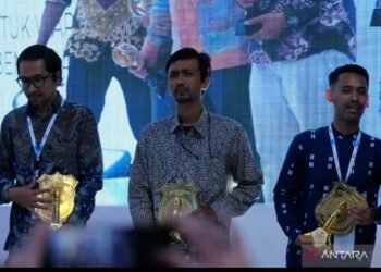 Pewarta Foto ANTARA Raih PWI Awards 2026