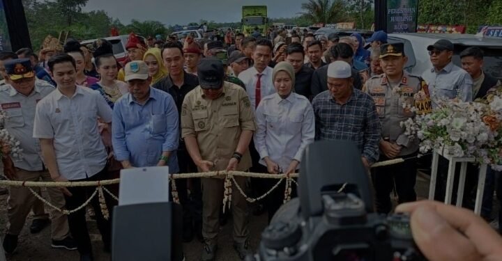 Diduga Halangi Tugas Jurnalistik, Wartawan Diadang Saat Liputan Limbah Dapur MBG di Pendopo