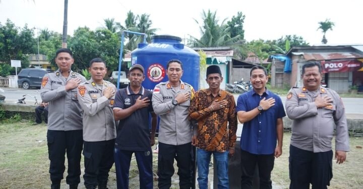 Kapolres Lhokseumawe Resmikan Sumur Bor Bantuan STIK-PTIK di Lancang Barat, Warga: Alhamdulillah Airnya Bersih