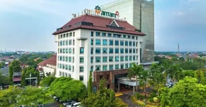 Danantara Kembalikan Status Persero Antam dan Bukit Asam