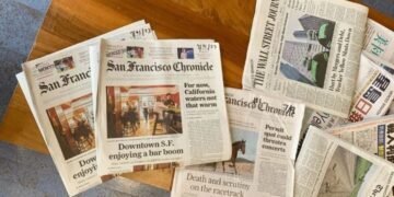 Nasib Koran di Era Digital: Dari Rak Perpustakaan ke Kenangan