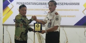 Wujudkan Pemasyarakatan Berdampak, Kepala Lapas Pekanbaru Hadiri Penandatanganan MoU Kanwil Ditjenpas Riau dengan Pemkab Kepulauan Meranti