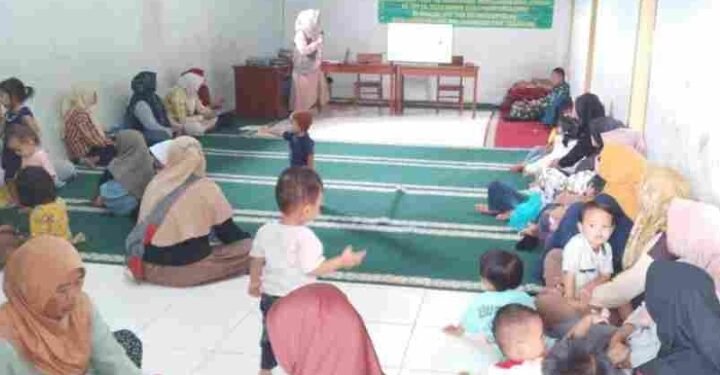 Bangun Generasi Sehat, TMMD ke-127 Kodim 0607/Sukabumi Gelar Penyuluhan KB