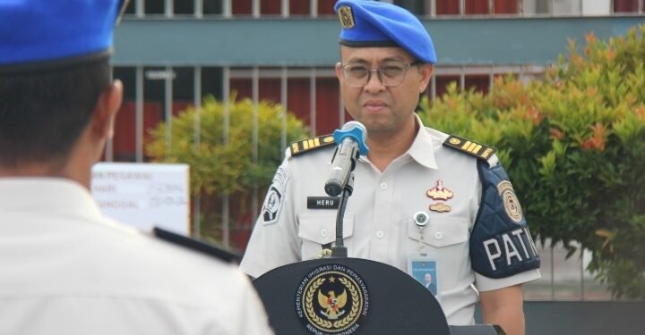 Pimpin Apel Pagi, Kasi Kamtib Lapas Pekanbaru Tekankan Disiplin dan Kesiapsiagaan Jelang Bulan Ramadhan