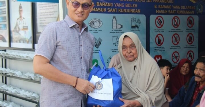 Semangat Berbagi di Bulan Ramadhan, Lapas Pekanbaru Gelar Bakti Sosial