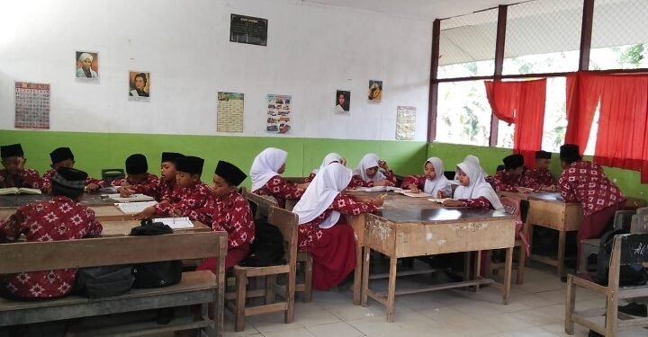 MIS Kebun Kelapa Gelar Tadarus Rutin Selama Bulan Suci Ramadhan