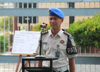 Pimpin Apel Pagi, Kasubbag TU Tekankan Komunikasi, Keamanan, dan Kesiapan Petugas di Lapas Pekanbaru Selama Ramadhan