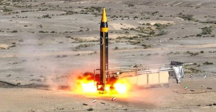 Rudal-Rudal Super Cepat Iran Jadi Sorotan di Tengah Memanasnya Konflik Timur Tengah