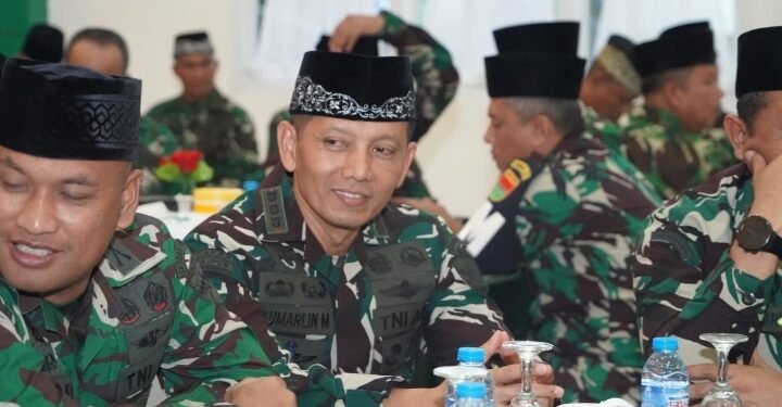 Danrem 043/Gatam Hadiri Peringatan Nuzulul Qur’an 1447 H/ 2026 M dan Buka Puasa Bersama Pangdam XXI/ RI