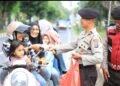 Hari ke-27 Ramadhan, Polres Langkat Berbagi Takjil untuk Masyarakat