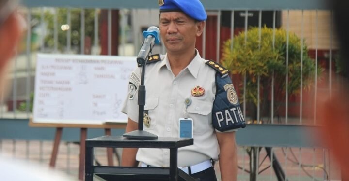 Apel Pagi Lapas Pekanbaru, Kasubag TU Ingatkan Pentingnya Disiplin dan Integritas Petugas