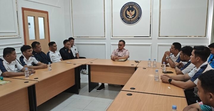 Pimpin Rapat Pengamanan, Kalapas Tegaskan Tidak Ada Toleransi Terhadap Narkoba dan HP Ilegal di Lapas Pekanbaru