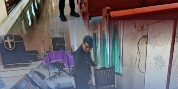 Hadir Beri Rasa Tenang, Tim Gegana Sterilisasi Gereja di Lubuk Pakam