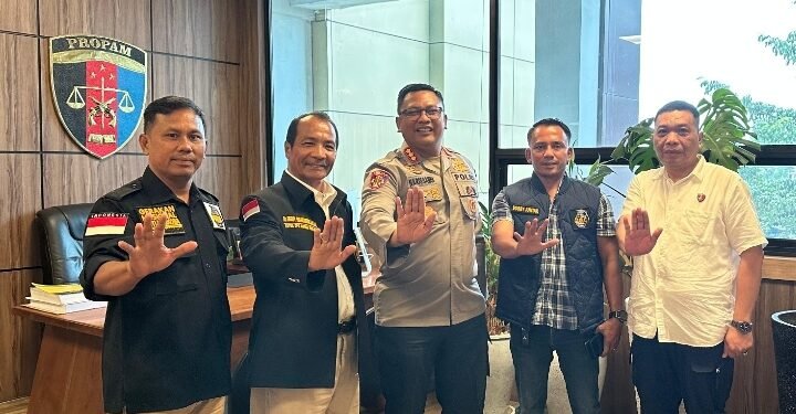 Penerima Uang Suap Rp 200 Juta Lepas 3 Pelaku Narkoba, Dr Freddy : AKP Untari Penyidik Satresnarkoba Polresta Pekanbaru Sudah Bisa Ditetapkan Jadi Tersangka, Dua Alat Bukti Terpenuhi