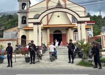 Brimob Siaga Penuh Amankan Ibadah Paskah di Gunungsitoli, Patroli Presisi Jaga Kondusivitas Kota