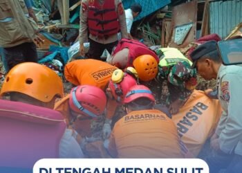 Di Tengah Medan Sulit, Tim SAR Brimob Evakuasi Korban Longsor Sembahe