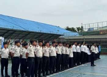 Pimpin Apel Pagi Perdana, Kasubbag TU Lapas Pekanbaru Tekankan Profesionalisme Dalam Bekerja