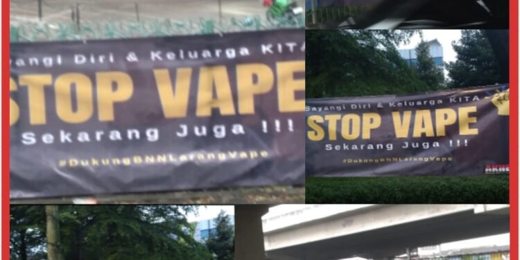 Aktivis AKHERA Sebarkan dan Pasang Spanduk di Jakarta Dukung BNN Melarang Peredaran Vape