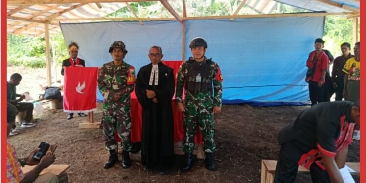 Hangatnya Kebersamaan di Perbatasan dalam Peletakan Batu Pertama Perayaan Kenaikan Isa Almasih