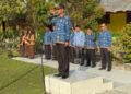 Upacara Bendera Hari Pendidikan Nasional di SMP Negeri 2 Secanggang Berlangsung Tertib.