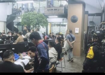 Brimob Metro Jaya Dikerahkan, Polisi Gerebek Jaringan Judi Online Internasional di Hayam Wuruk