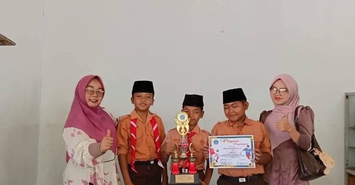 Siswa SDIT Yayasan Nusa Indah Raih Juara Turnamen Futsal Antar SD Sederajad 